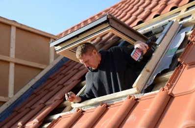 Pose de fenêtres de toit Velux à Diusse